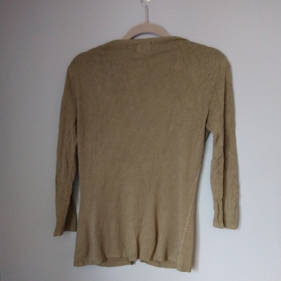 Dark Green Cardigan with Long Sleeves and Button Closure - Picture 2 of 3